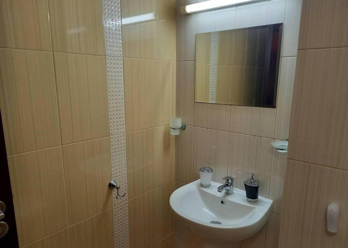 Апартамент Романтика Varna Exterior foto
